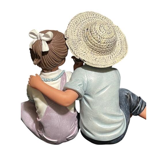 Nadal Studio Figurine - Boy & Girl - Tiny Chip on Girl's Toe - Picture 7 of 8